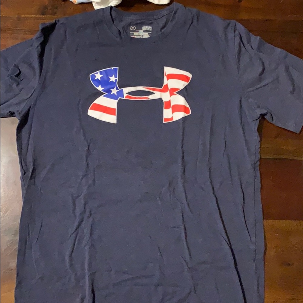 Women’s Under Armour t-shirt